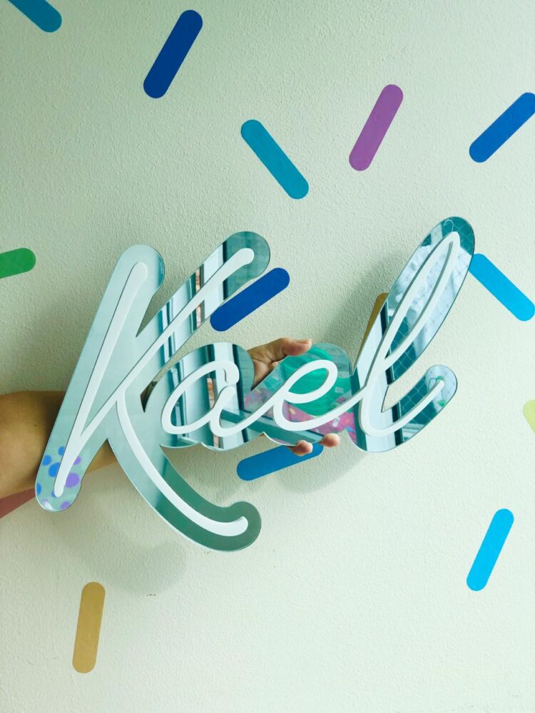 Nombre Acrílico Doble Capa (M) - Image 3